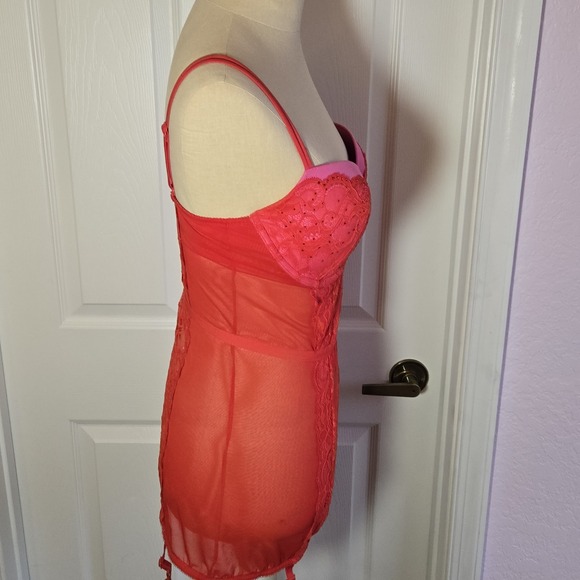 Victoria's Secret Red And Pink Lace Mesh Garter Corset Bustier Size 36D Lingerie - Picture 2 of 8